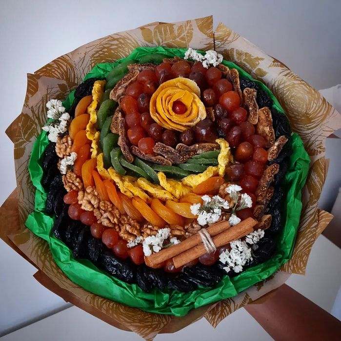 Жіночі, чоловічі, дитячі їстивні букети. Подарунки