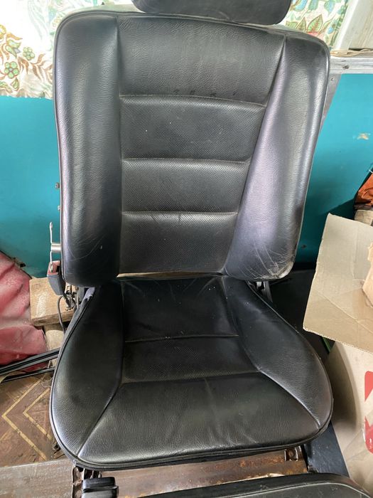 Кожанный салон Мерседес 124 КОМПЛЕКТ