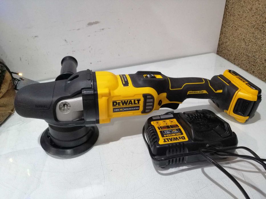 polerka mimośrodowa akumulatorowa DeWalt  DCM848
