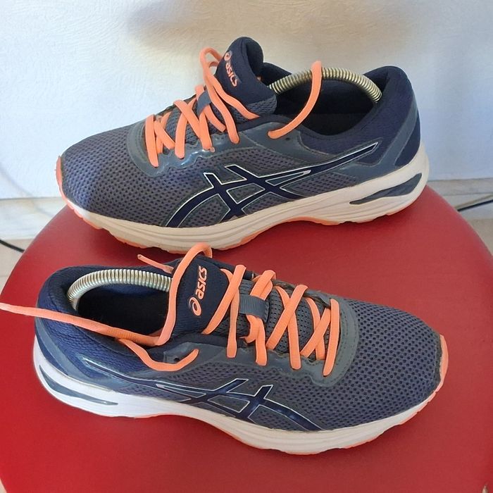 Продам взуття з Європи