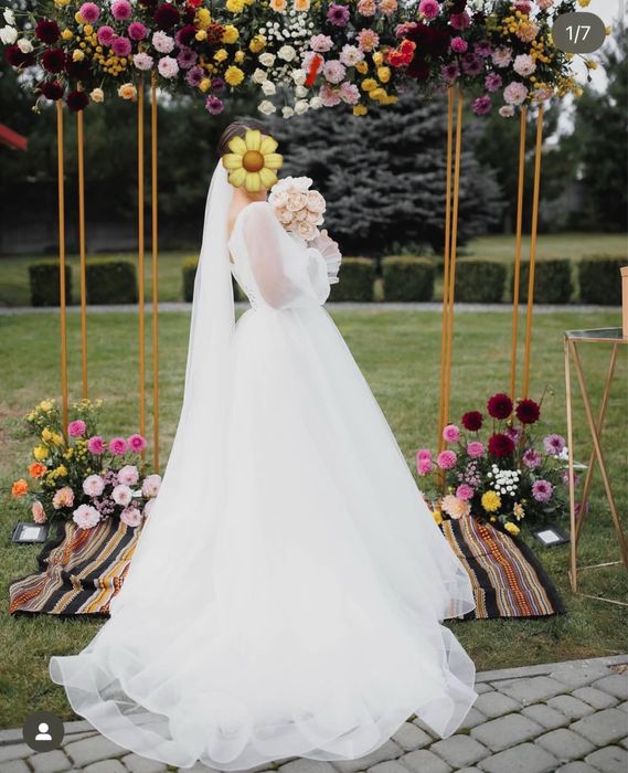 Весільне плаття/весільна сукня з рукавами/пишна весільна сукня