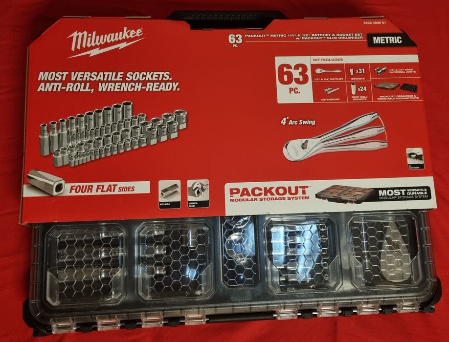 Zestaw nasadek chromowanych 1/2'' i  1/4'' z grzechotką 63szt.  (system Packout) Milwaukee ( 4932493661 )