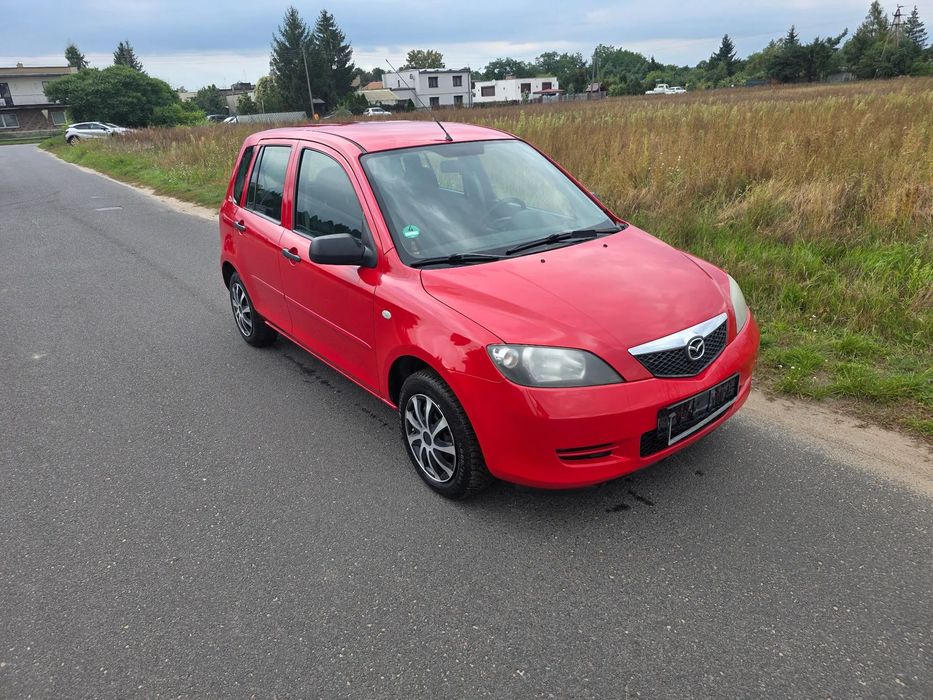 Mazda 2