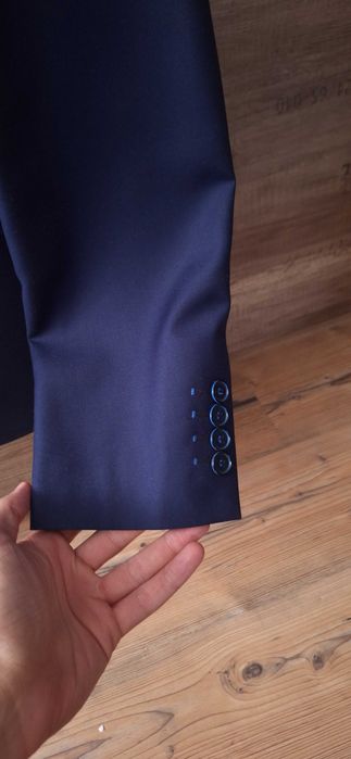 Granatowy garnitur Kotex