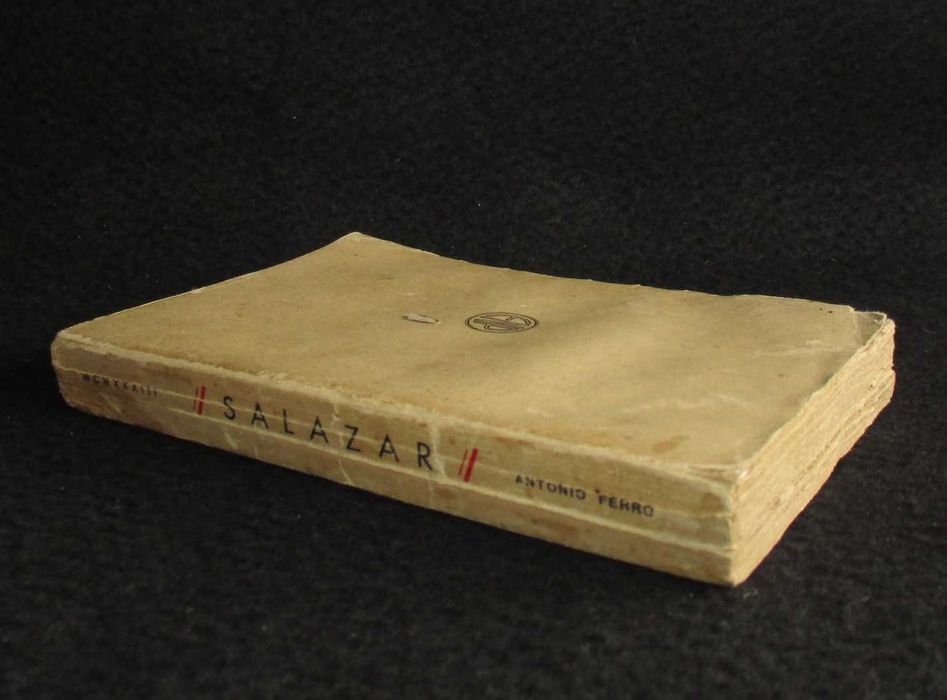 Livro Salazar o homem e a sua obra António Ferro 1ª edição 1933