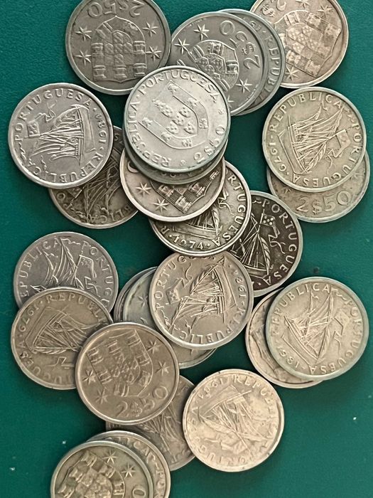 Moedas Portugal 2.5 escudos diversas datas x26 unidades