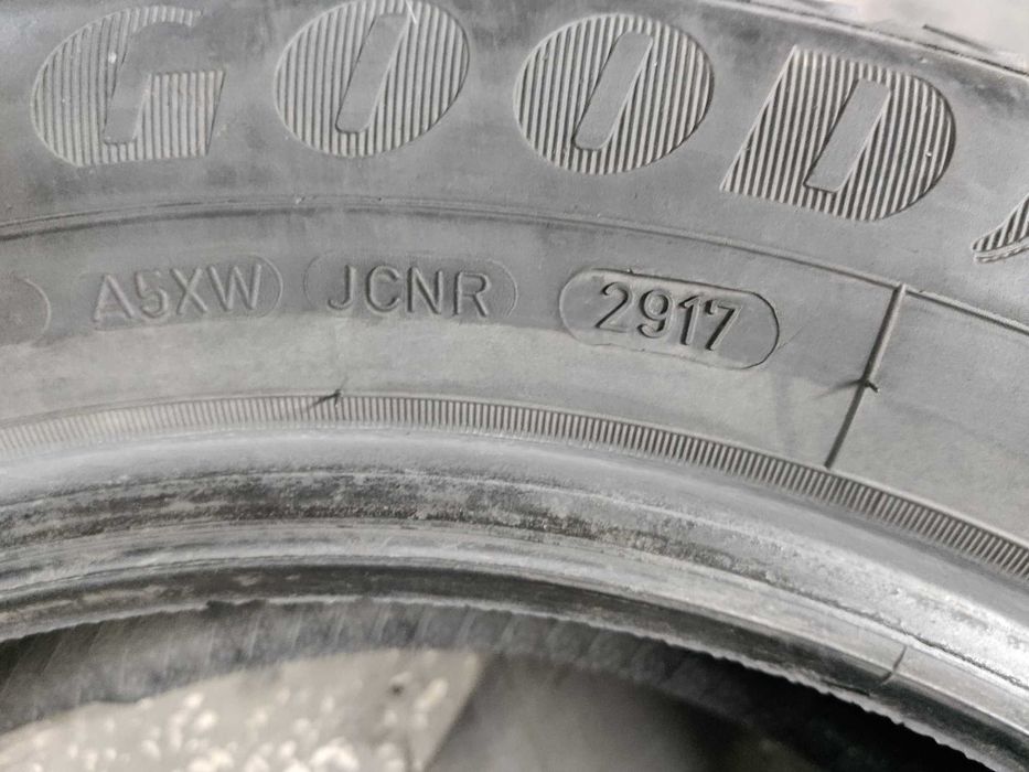 205/60 R16  GoodYear Ultra grip Ice arctic 96T  - 2017г