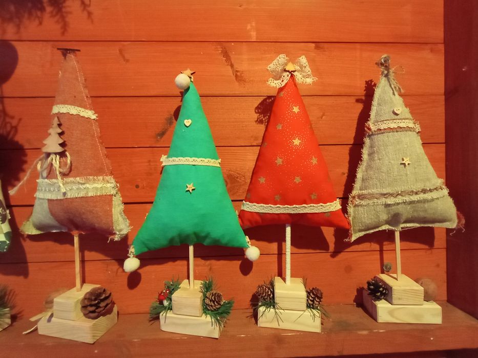 Choineczka na podstawie drewnianej