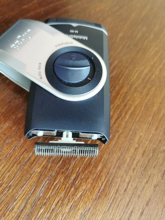 Продам електриктро бритву шейвер braun m90