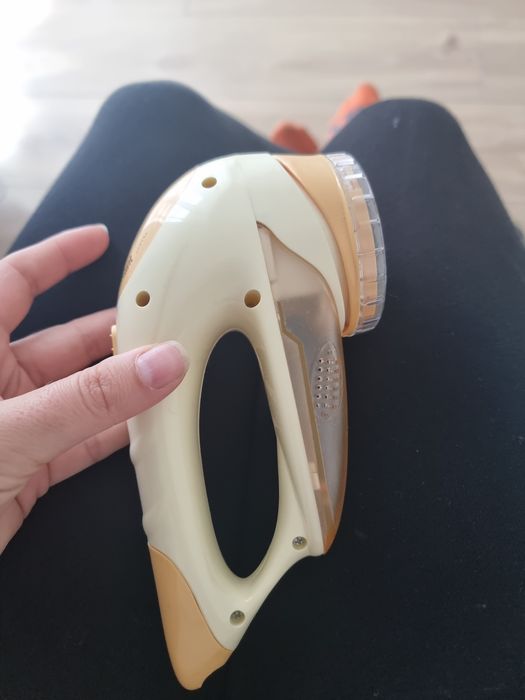 Golarka do ubrań BWy 8819 do zmechacen