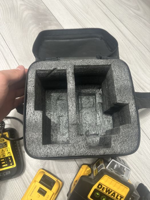 Laser dewalt 089LG