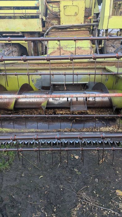 Продам комбайн    KLAS KOSMOS