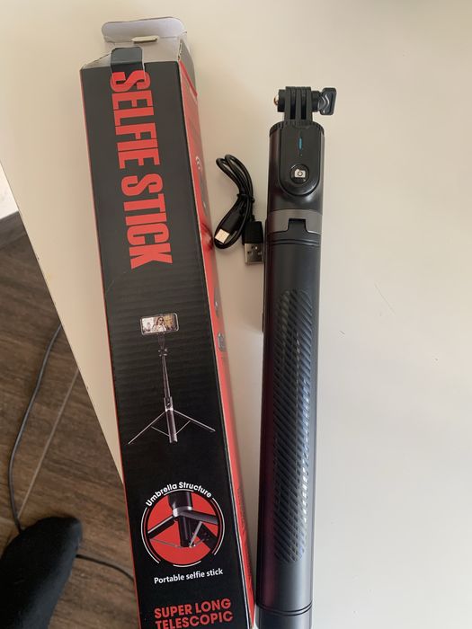 Монопод штатив 3в1 для смартфонов с Bluetooth пультом ДУ тринога