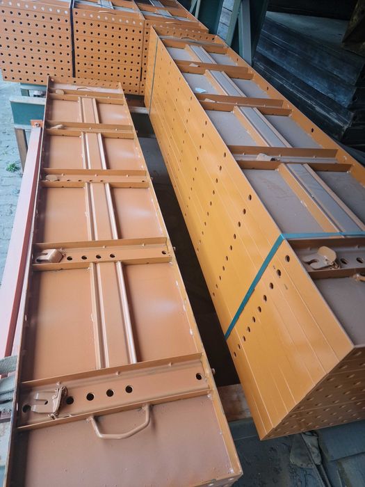 Painel Metálico - Pilar Metálico 3.00 mts / 2.50 mts