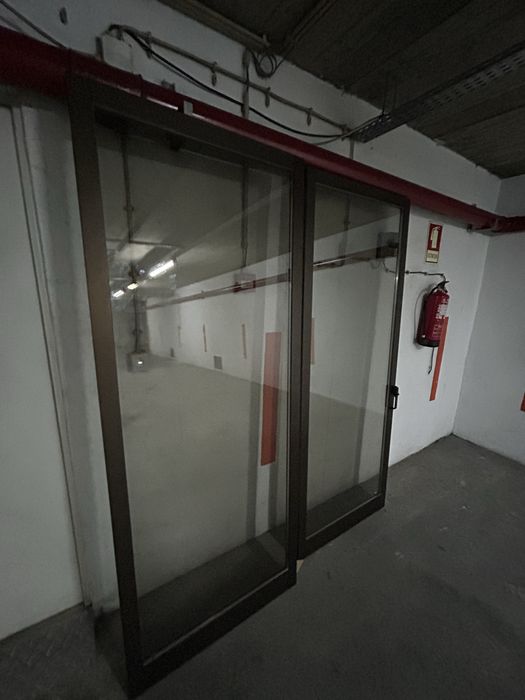 Portas em aluminio, vidro duplo em castanho/bronze