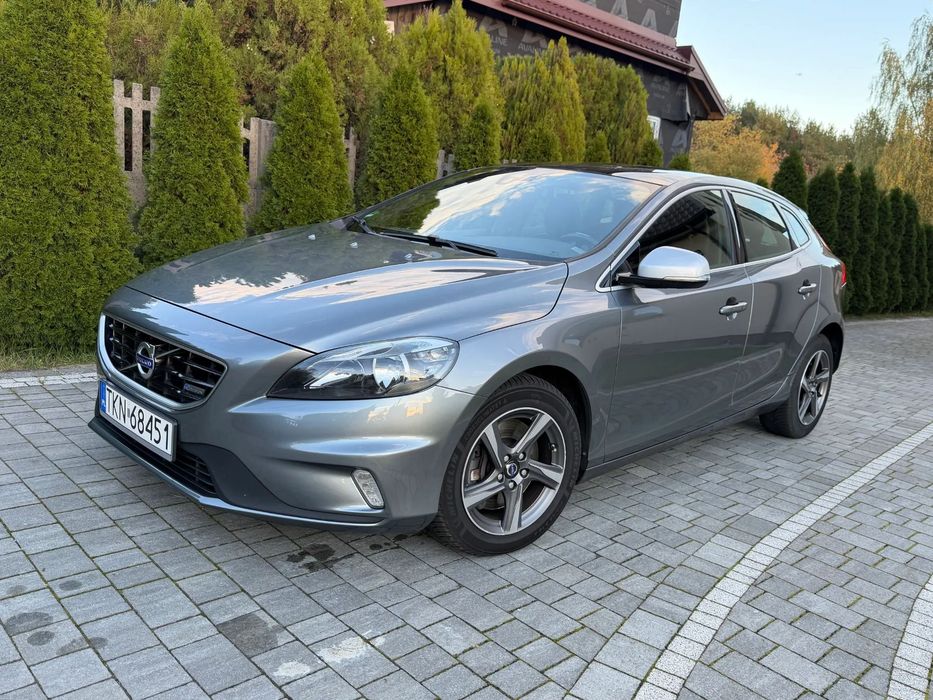 Volvo V40