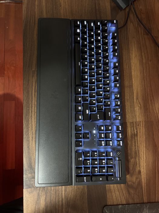 Teclado mecânico Razer blackwindow Layout PT Como novo