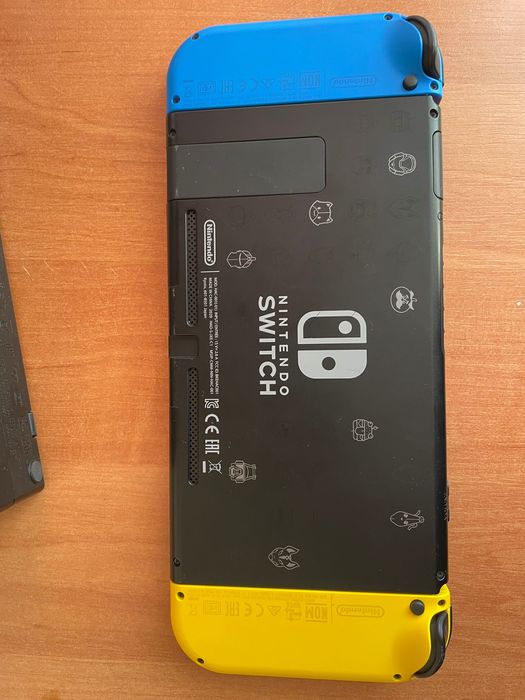 nintendo switch x fortnite (limited edition)