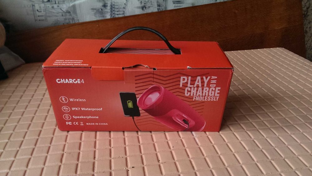 Портативная Bluetooth-колонка JBL Charge 4 с AUX, USB, SD, FM и Blueto