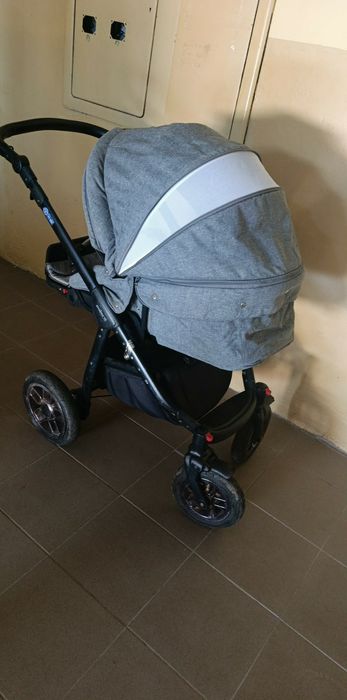 Продам коляску в гарному стані