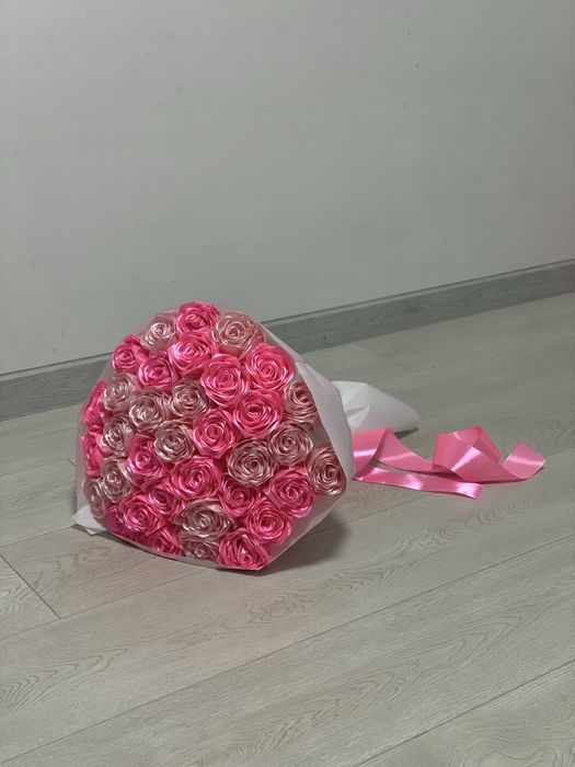 Букет з атласної стрічки