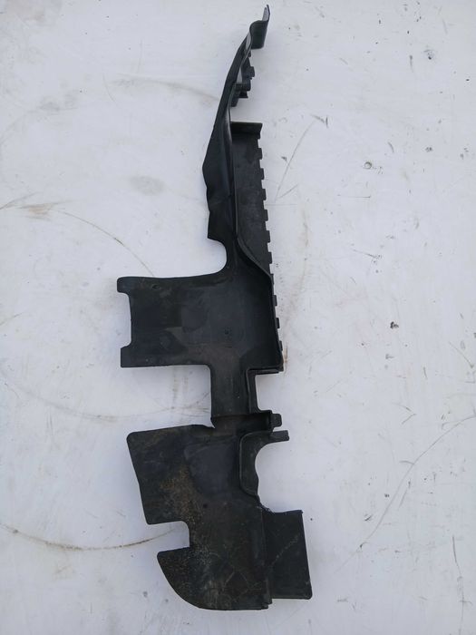 Audi A6 C6 A4 B6 B7 deflektor kierownica powietrza lewa prawa