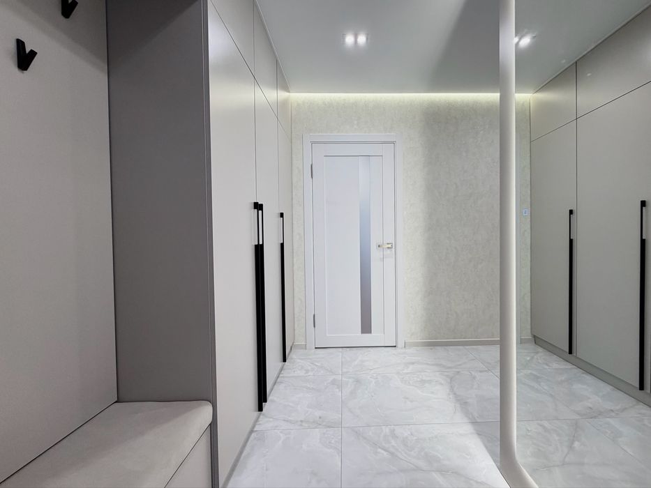 2 кімнатна квартира Вишенька. Ніхто не жив