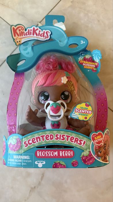 оригінал, ароматизована лялечка Kindi Kids Blossom Berri, 16.5 см