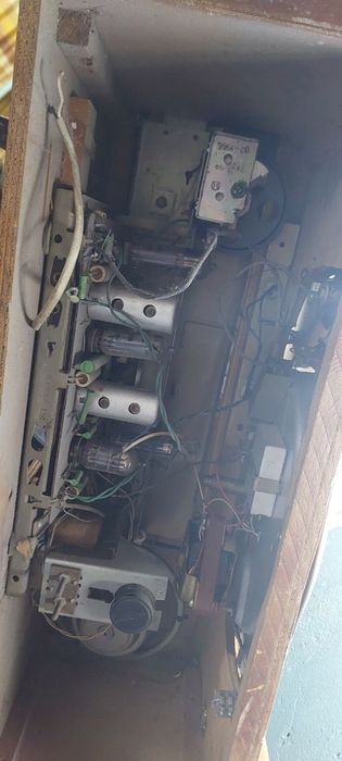 Радио-проигрыватель 1966 год