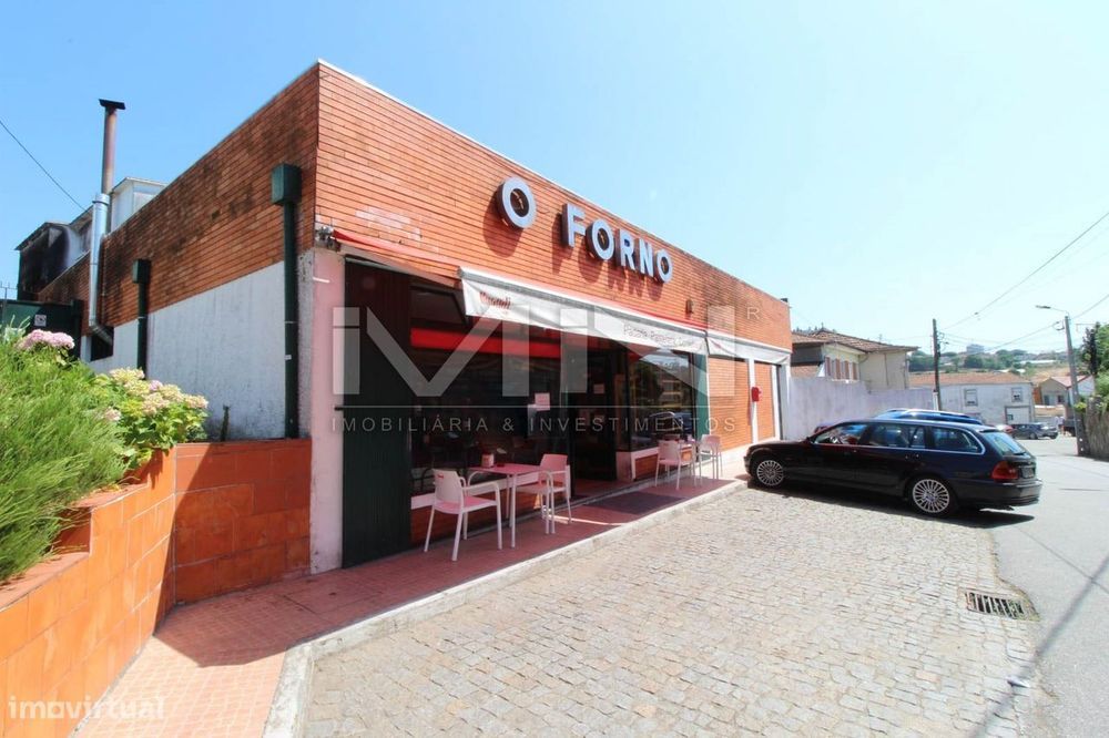 Padaria c/ fabrico e confeitaria  - Centro de Gondomar