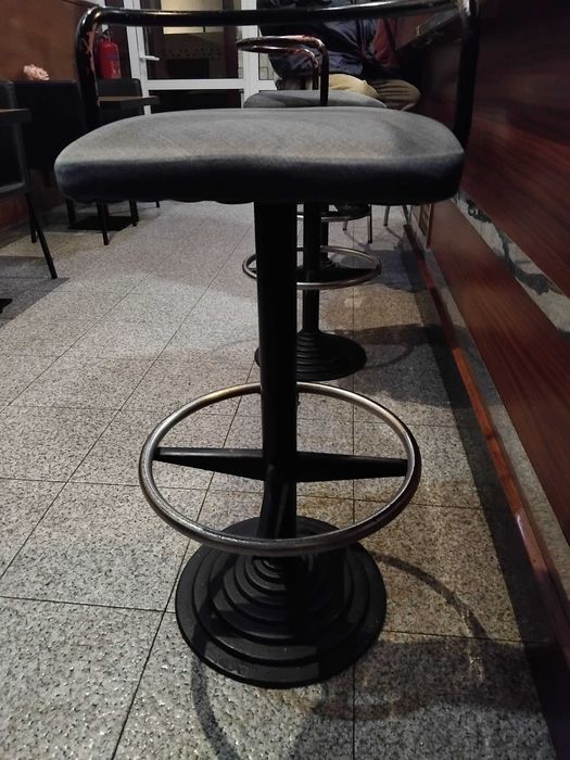 Bancos de balcao muito confortáveis anos 70s usados [Café/Restaurante]