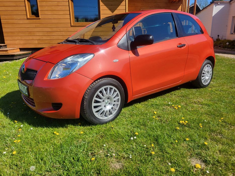 Toyota Yaris 1.3 Klima Salon Polska SCT