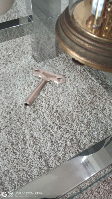 Relógio com 60 Anos