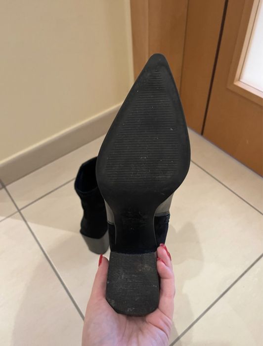 Botins em pele Aldo