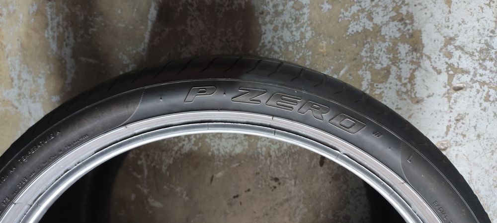 Pneus 355/25/21 pirelli semi novos