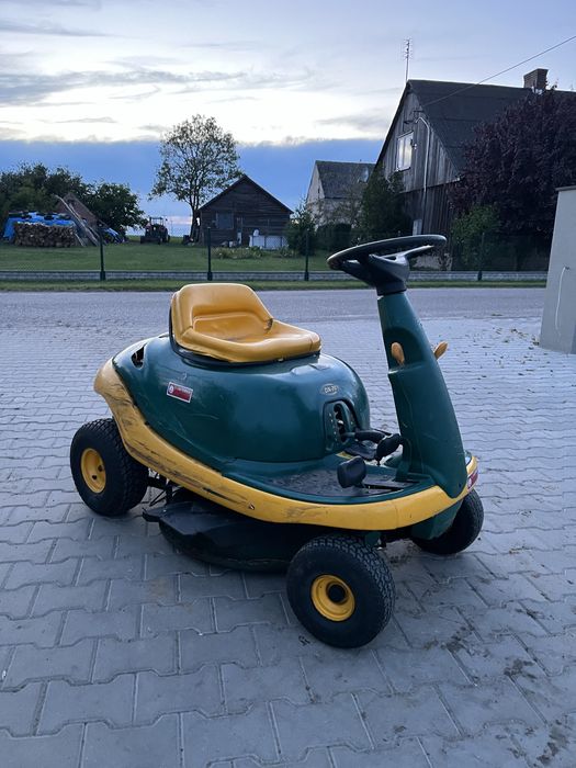 Kosiarka ciągniczek traktorek do trawy Yard Man