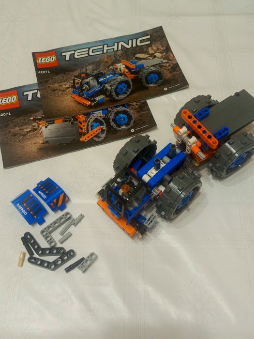 LEGO technic 42071