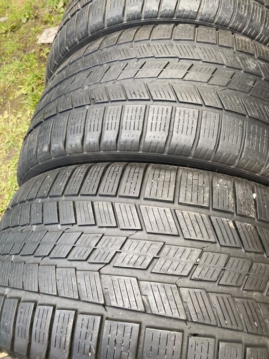 Зимові 2 шт. 295/45 R20 Pirelli Scorpion Ice&Snow