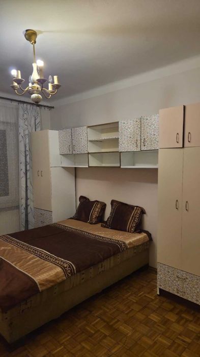 Dom piętrowy w dobrej okolicy