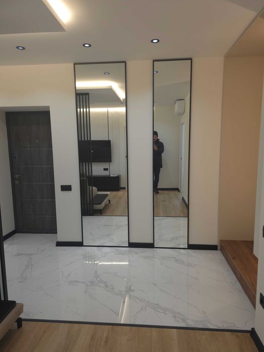 Центр, кухня-вітальня та дві окремі кімнати | Княгинин, техніка+меблі