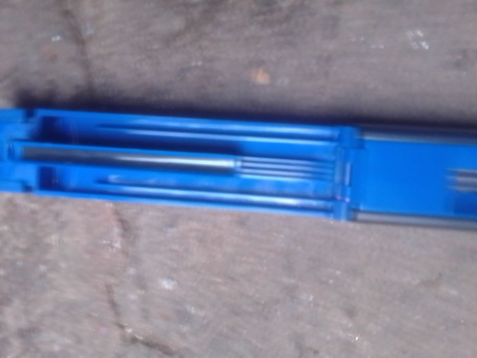 Máquina de fazer tabaco só 2€ não inclui palheta