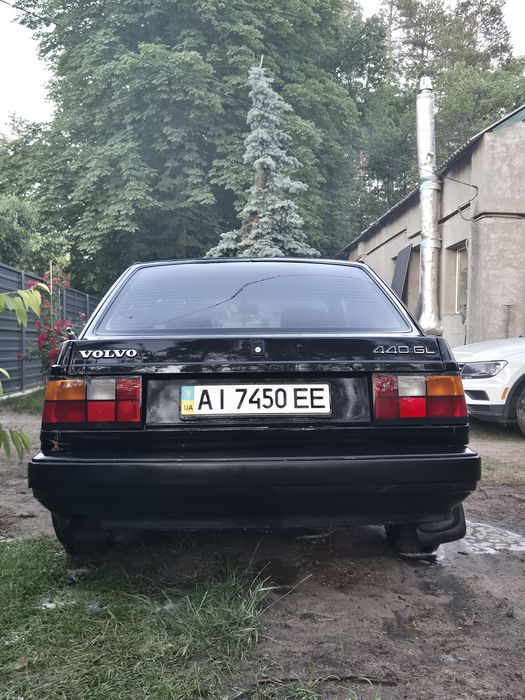 Авто  Volvo 440GL