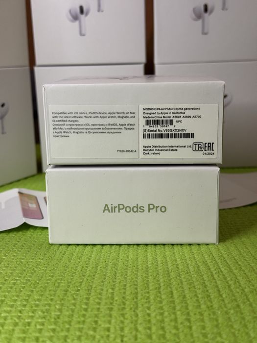 Навушники Apple Airpods Pro 2 Generation з шумозаглушенням