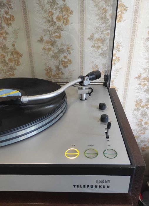 Програвач платівок Telefunken S 500 з тонармом Ortofon AS 212