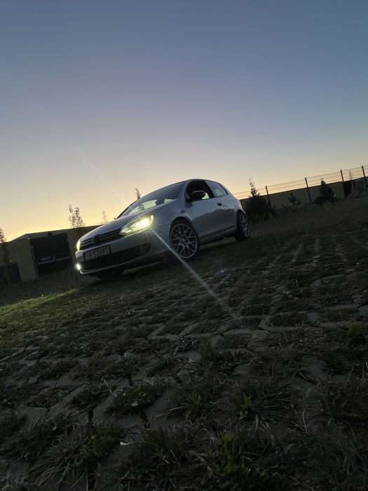 Volkswagen Golf VI 1.6 TDI Bogate wyposażenie
