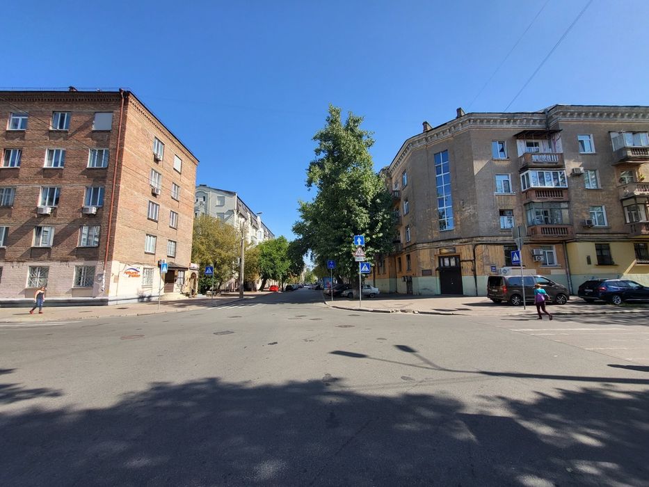 Оренда приміщення 42м2, Поділ, вул Юрківська