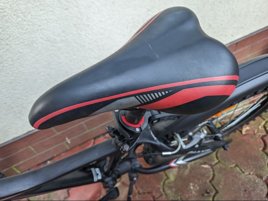 Giant 20" MTX 125 czarny + kask