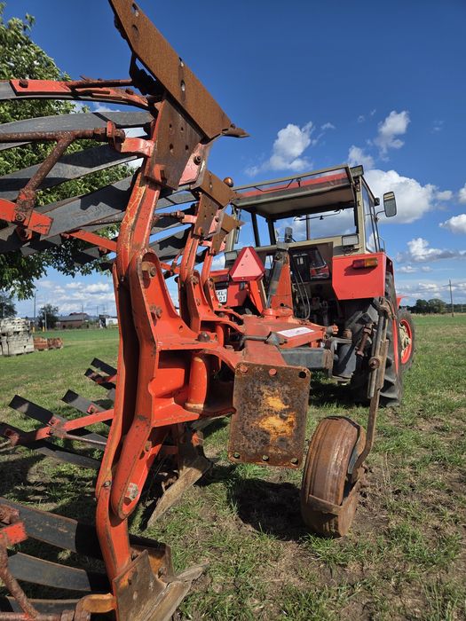 Duży pług ażurowy Kuhn Huard Multimaster 120 3+1
