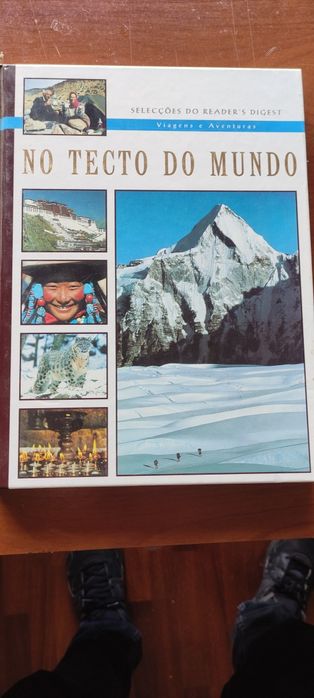 Enciclopédia juvenil  
10 livros 
Círculo de Leitores 
Em prefeitas co