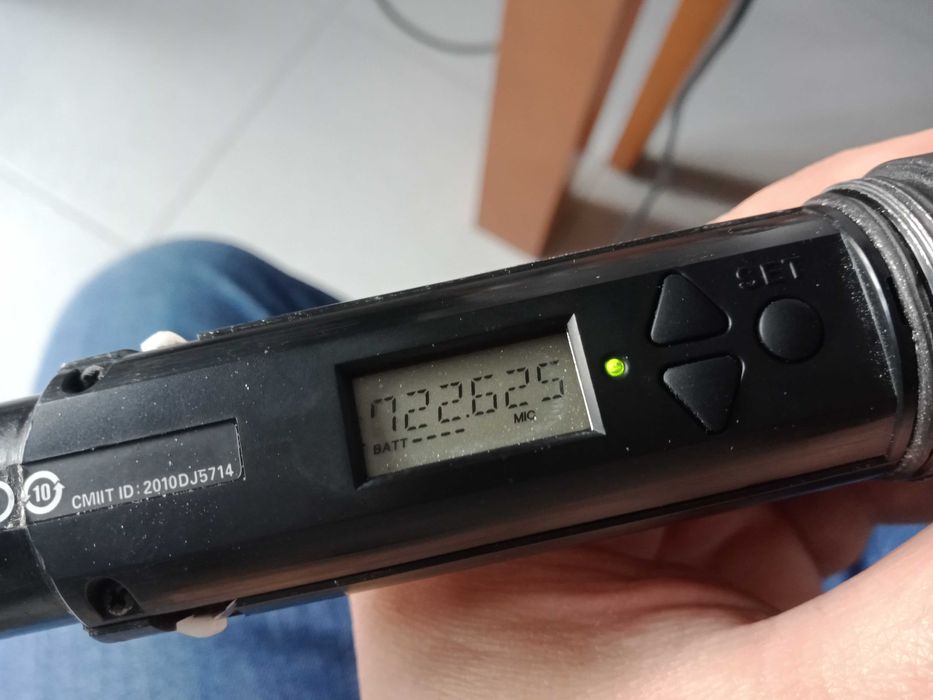 Audio-Technica AEW-R5200 - Wireless Microphone System64550624706049122